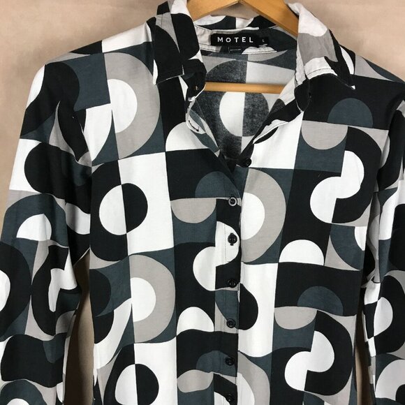 MOTEL Kaleidoscope Partial Button-Front Tunic NEW Large - Picture 4 of 7